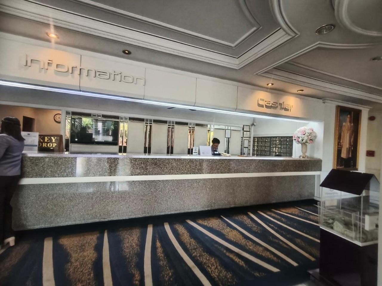 Hotel First Pacific Cirrus à Pattaya Extérieur photo